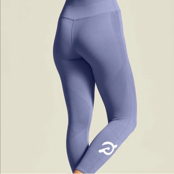 NUX Peloton Seamless Leggings Blue Purple Shapeshifter Compressive 7/8 High Rise - Picture 3 of 16
